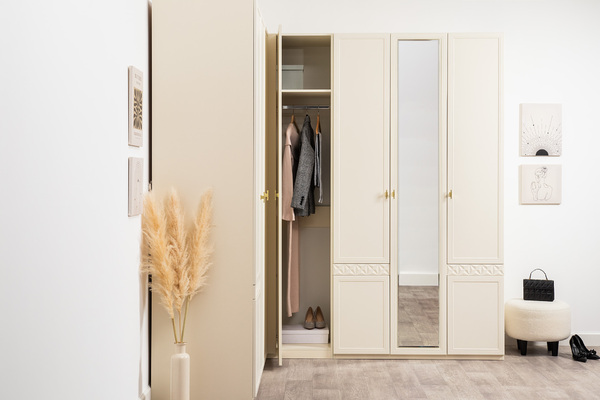 Шкаф угловой Марион 16.339 слоновая кость С341 PE, слоновая кость 6898 ПВХ (собирается на любую сторону)